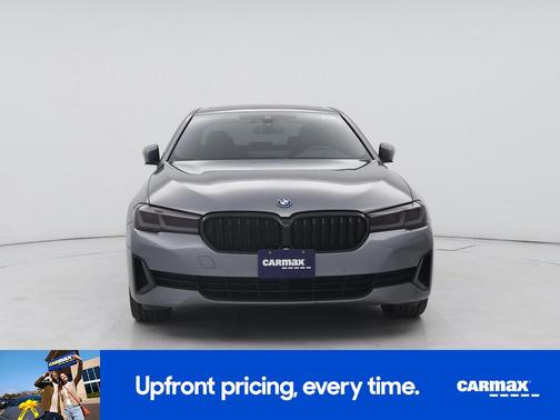 Gray 2023 BMW 530e