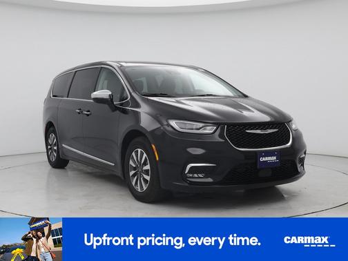 Black 2022 Chrysler Pacifica Hybrid Limited