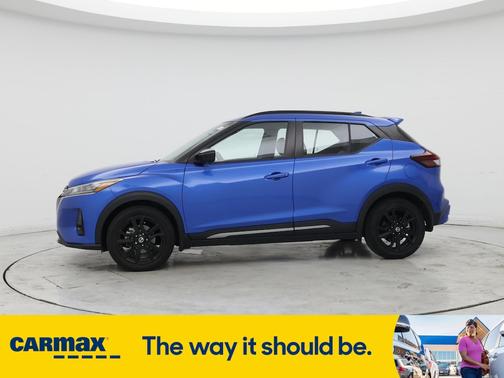2021 Nissan Kicks SR