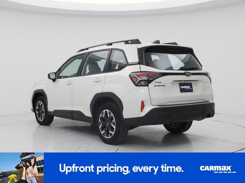 White 2025 Subaru Forester
