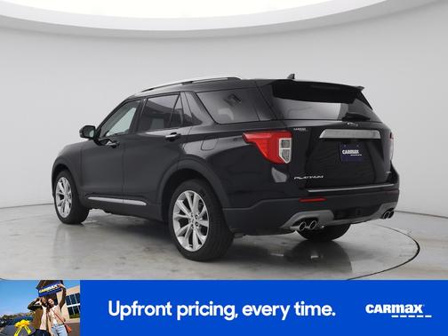 Black 2022 Ford Explorer Platinum