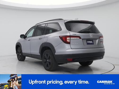 Silver 2022 Honda Pilot Trailsport
