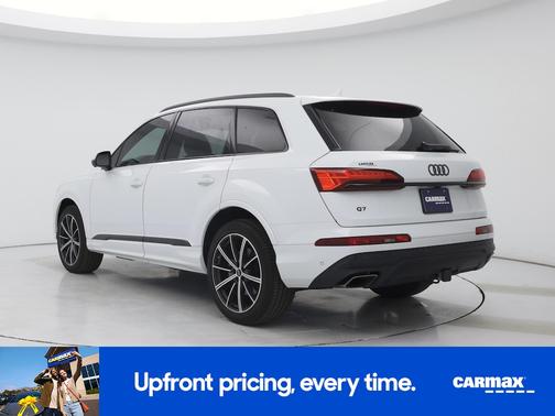 White 2025 Audi Q7 Premium Plus