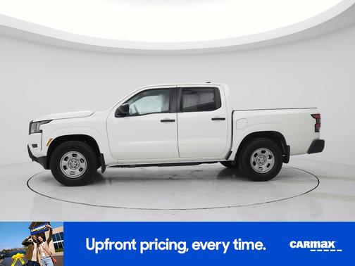 White 2024 Nissan Frontier S
