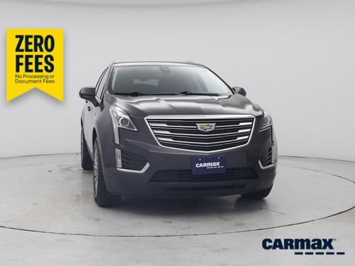 Black 2018 Cadillac XT5 Luxury