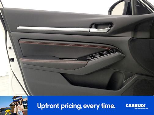 2023 Nissan Altima SR