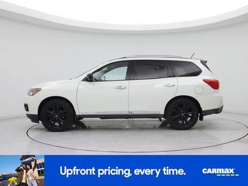 2017 Nissan Pathfinder Platinum