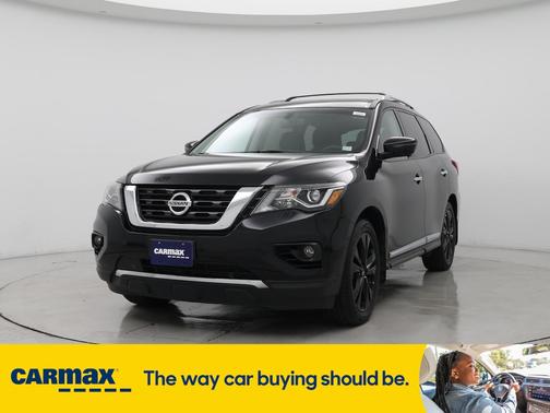 2017 Nissan Pathfinder Platinum