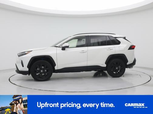 2022 Toyota RAV4 Hybrid SE