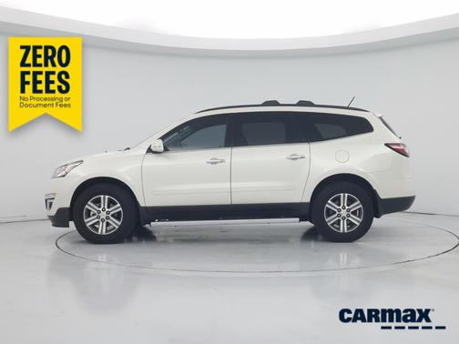 White 2015 Chevrolet Traverse LT