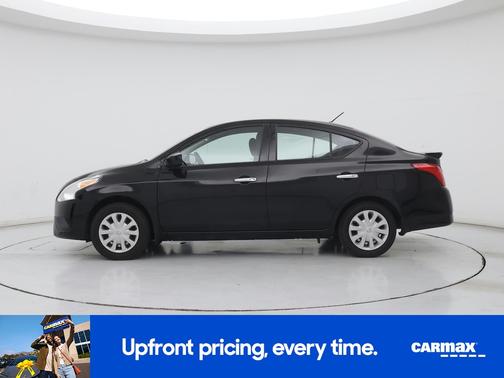 2016 Nissan Versa SV