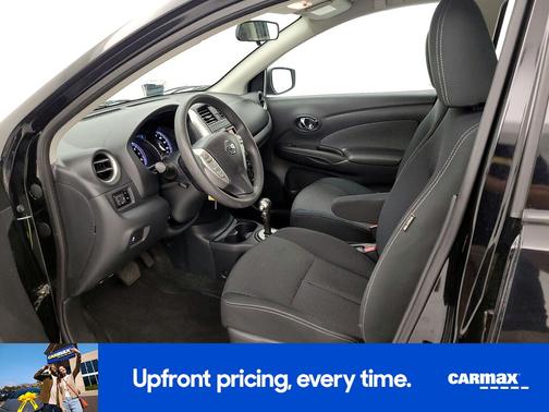 2016 Nissan Versa SV