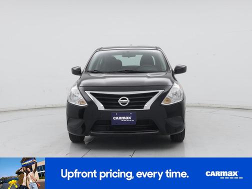 2016 Nissan Versa SV