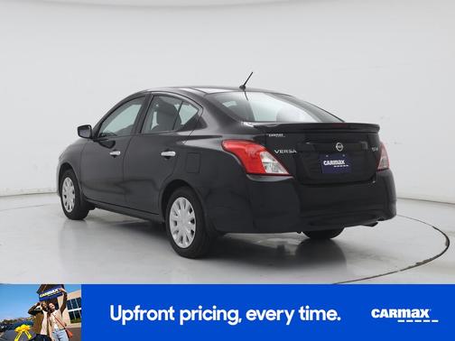 2016 Nissan Versa SV
