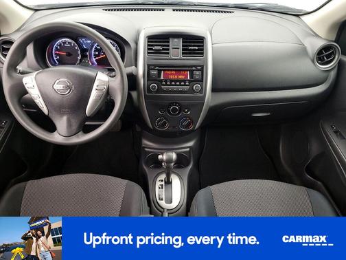 2016 Nissan Versa SV
