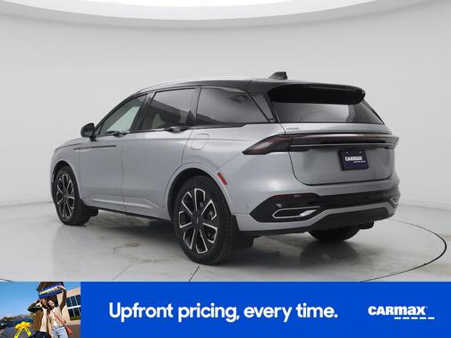 2024 Lincoln Nautilus Reserve