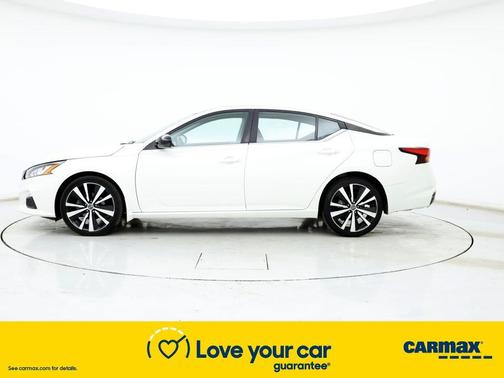 Photo 3 of 26 of 2019 Nissan Altima 2.5 SR