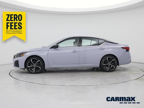 Gray 2023 Nissan Altima SR