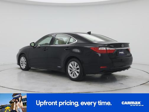 2015 Lexus ES 300h 