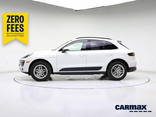 White 2018 Porsche Macan