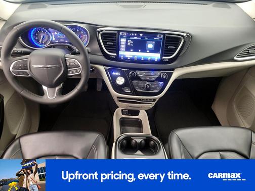 2023 Chrysler Pacifica Touring