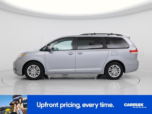 Silver 2014 Toyota Sienna Limited