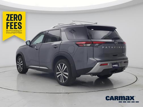 Gray 2024 Nissan Pathfinder Platinum