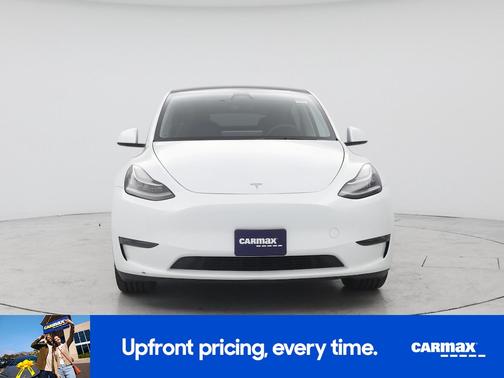 White 2023 Tesla Model Y Long Range