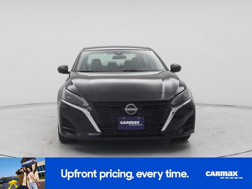 Black 2025 Nissan Altima SV