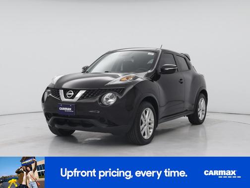 Black 2015 Nissan Juke SV