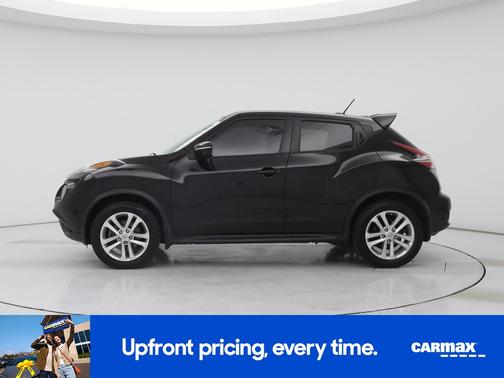 Black 2015 Nissan Juke SV