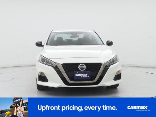 2022 Nissan Altima SR