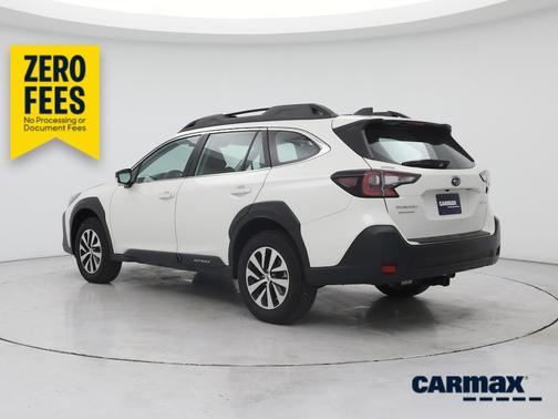 White 2025 Subaru Outback