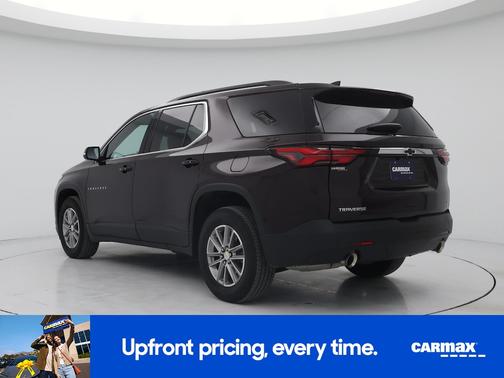 Red 2023 Chevrolet Traverse LT Cloth