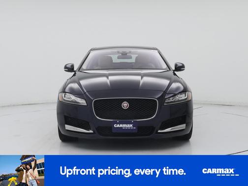 2017 Jaguar XF Prestige
