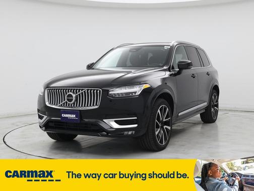 2023 Volvo XC90 B6 Plus