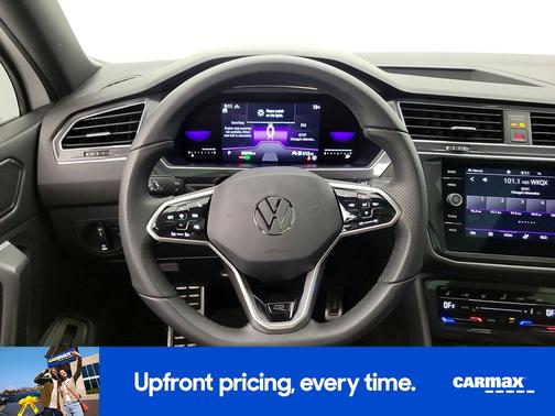 2022 Volkswagen Tiguan SE R-Line Black
