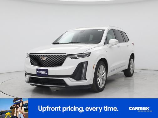 White 2022 Cadillac XT6 Premium Luxury