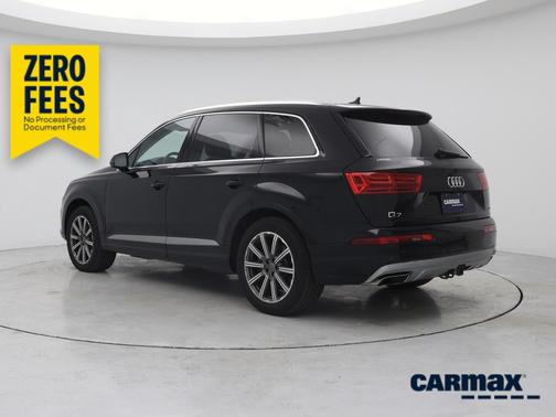 Black 2018 Audi Q7 Premium Plus