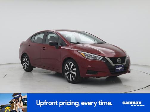 2022 Nissan Versa SR
