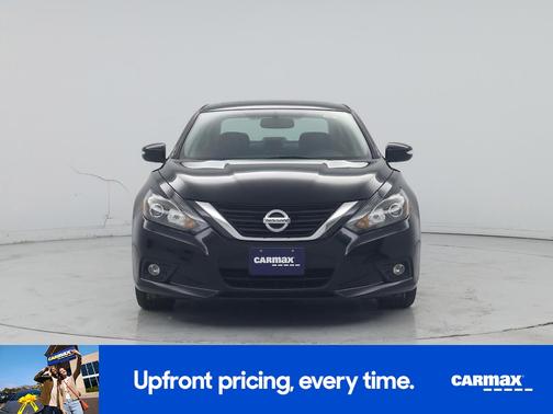 Black 2016 Nissan Altima SL