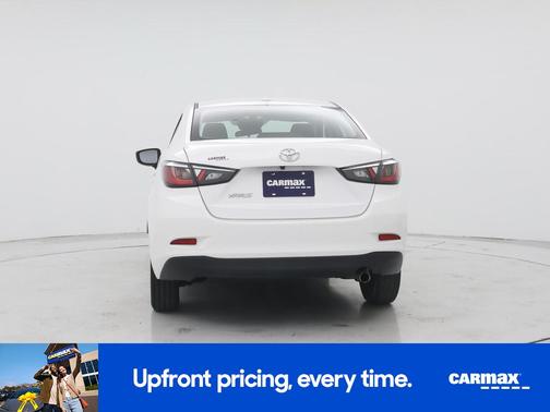 2020 Toyota Yaris LE