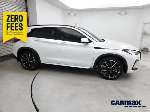 White 2023 INFINITI QX50 Sport