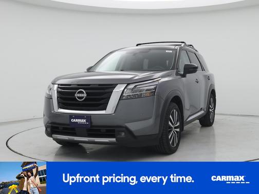2022 Nissan Pathfinder Platinum