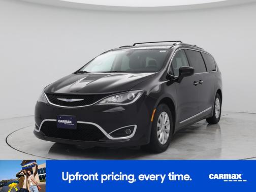Burgundy 2018 Chrysler Pacifica Touring L