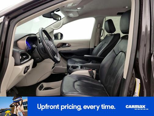 Burgundy 2018 Chrysler Pacifica Touring L