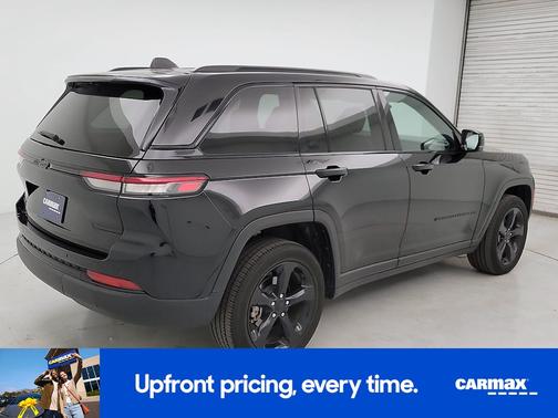 2022 Jeep Grand Cherokee Altitude