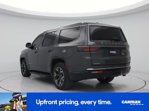 Gray 2023 Jeep Wagoneer Series III