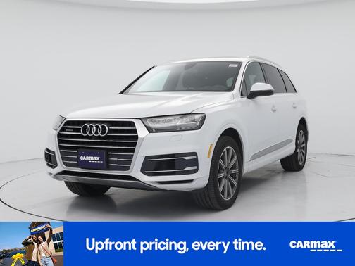 White 2019 Audi Q7 Prestige