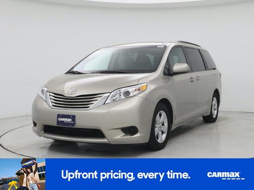 2016 Toyota Sienna LE
